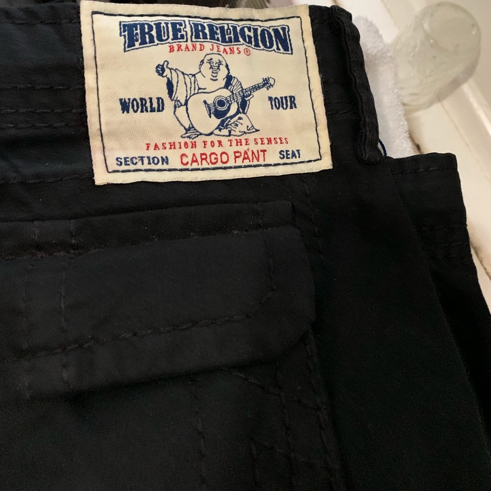 Men’s True Religion cargo pants